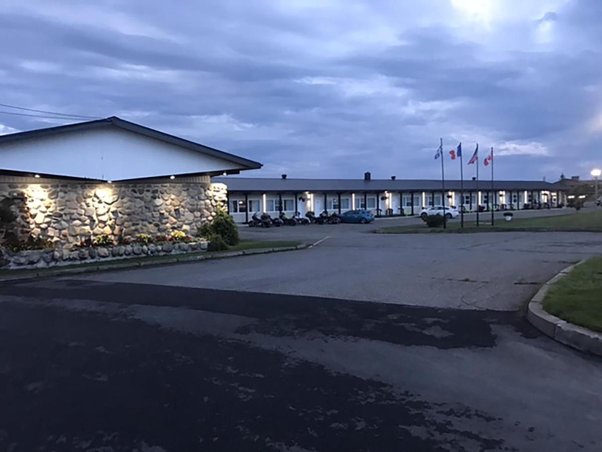 Motel La Marina มาตาเน ภายนอก รูปภาพ